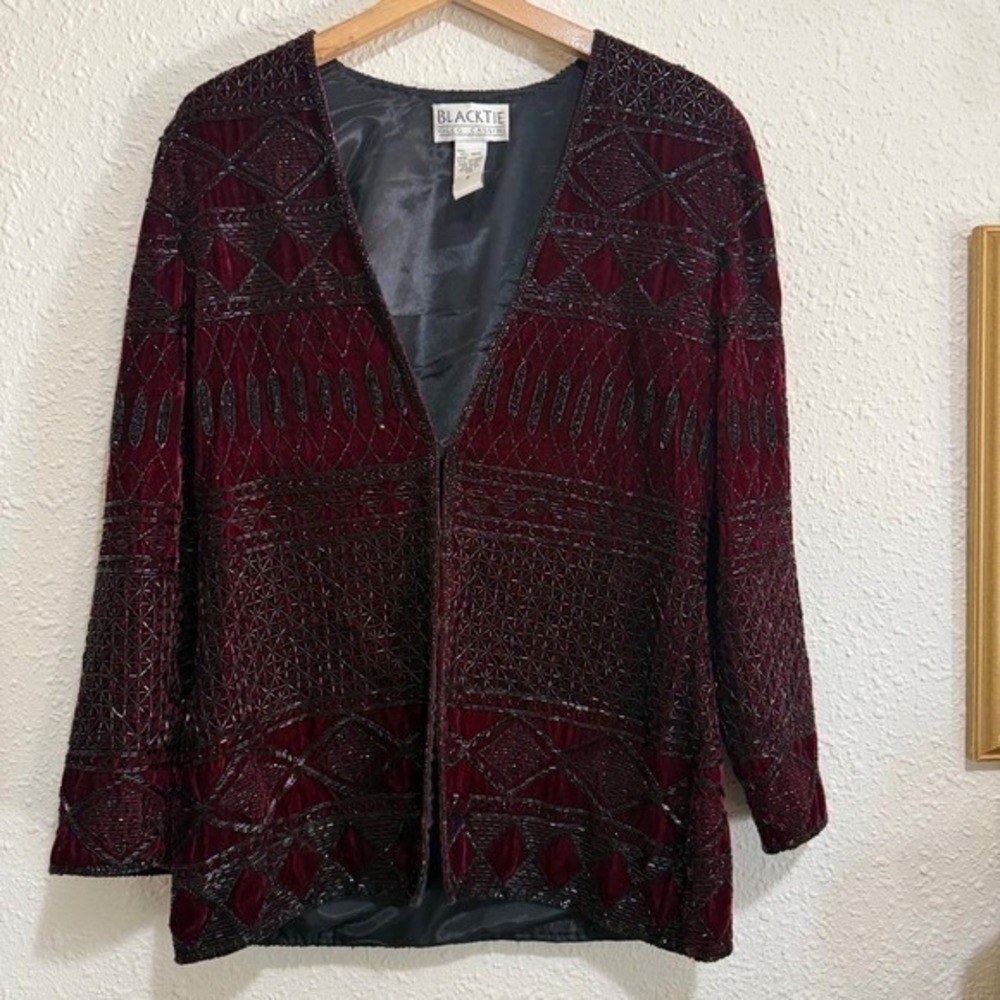 Vtg women's Blacktie Burgundy Beaded Velvet heavy cardigan jacket Oleg Cassini M